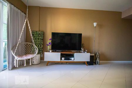 Sala de apartamento para alugar com 2 quartos, 99m² em Barra da Tijuca, Rio de Janeiro