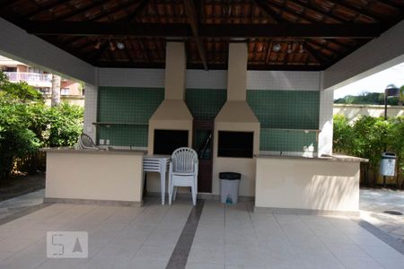 Apartamento para alugar com 100m², 2 quartos e 1 vaga Apartamento para alugar com 100m², 2 quartos e 1 vagaÁrea comum - Churrasqueira