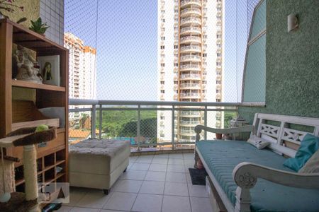 Apartamento para alugar com 100m², 2 quartos e 1 vaga Apartamento para alugar com 100m², 2 quartos e 1 vagaVaranda da Sala