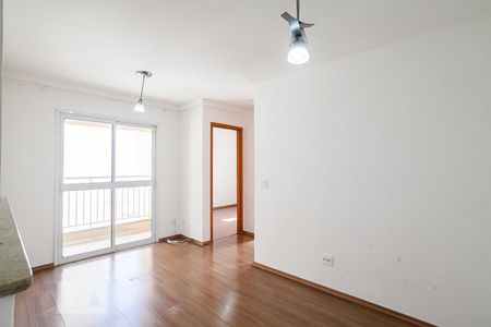 Sala de apartamento para alugar com 2 quartos, 54m² em Utinga, Santo André