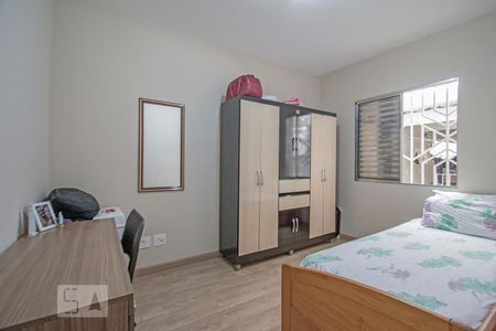 Casa à venda com 150m², 3 quartos e 3 vagas Casa à venda com 150m², 3 quartos e 3 vagasQuarto 1