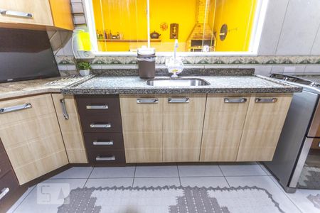 Casa à venda com 236m², 5 quartos e 4 vagasArmário