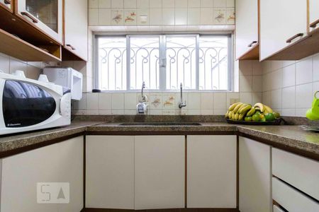 Casa à venda com 150m², 3 quartos e 2 vagasCozinha