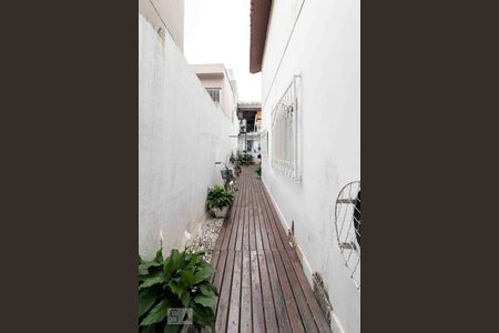 Casa à venda com 150m², 3 quartos e 2 vagasÁrea Externa - Lateral