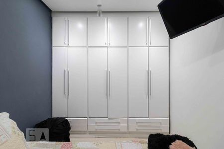 Casa à venda com 150m², 3 quartos e 2 vagasQuarto Externo