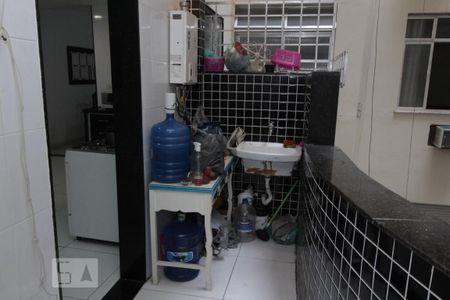 Apartamento à venda com 163m², 3 quartos e 1 vagaÁrea de Serviço