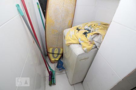 Apartamento à venda com 163m², 3 quartos e 1 vagaÁrea de Serviço