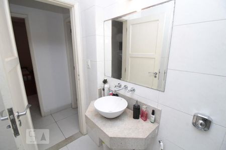 Apartamento à venda com 163m², 3 quartos e 1 vagaBanheiro Social