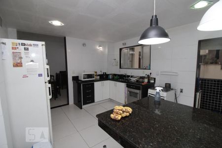 Apartamento à venda com 163m², 3 quartos e 1 vagaCozinha