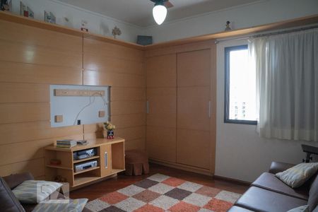 Apartamento à venda com 196m², 4 quartos e 2 vagasQuarto 