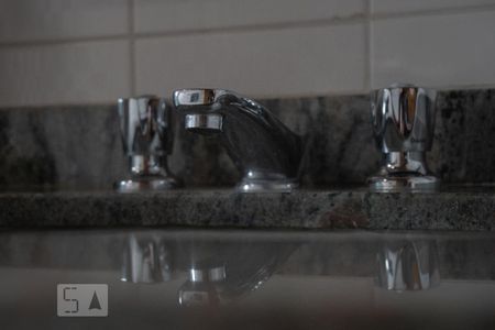 Apartamento à venda com 196m², 4 quartos e 2 vagasBanheiro Suite 2 