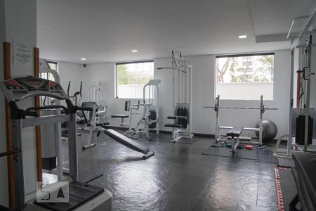 Apartamento à venda com 196m², 4 quartos e 2 vagasAcademia