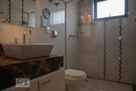 Apartamento à venda com 196m², 4 quartos e 2 vagasBanheiro Suite 1