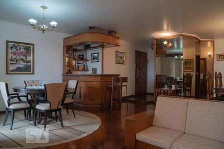 Sala  de apartamento à venda com 4 quartos, 196m² em Vila Bastos, Santo André