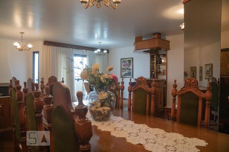 Sala de Estar de apartamento à venda com 4 quartos, 196m² em Vila Bastos, Santo André