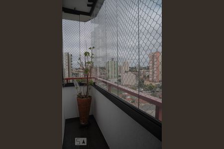 Apartamento à venda com 196m², 4 quartos e 2 vagasVaranda Suite 1