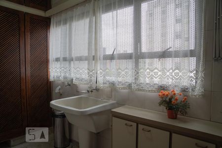 Apartamento à venda com 196m², 4 quartos e 2 vagasÁrea de Serviço