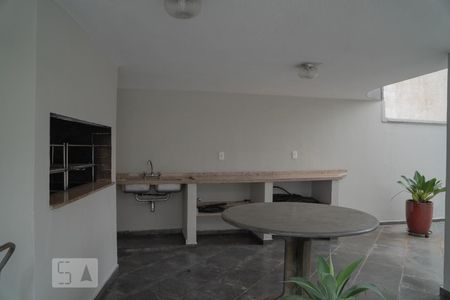 Apartamento à venda com 196m², 4 quartos e 2 vagasÁrea comum - Churrasqueira