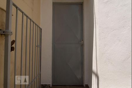Entrada de casa à venda com 5 quartos, 300m² em Vila Santa Virginia, São Paulo