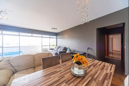 Sala de apartamento para alugar com 4 quartos, 180m² em Vila Bastos, Santo André