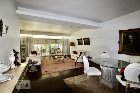 Sala de Estar de casa à venda com 4 quartos, 1250m² em Campo Belo, São Paulo