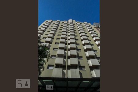 Apartamento para alugar com 36m², 1 quarto e 1 vagaFachada