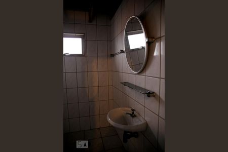 Casa à venda com 150m², 3 quartos e 1 vagaBanheiro 4