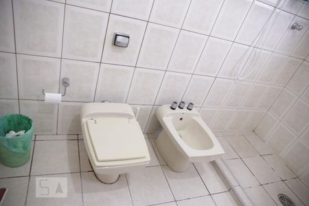 Casa à venda com 150m², 3 quartos e 1 vagaBanheiro 2