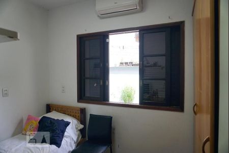 Casa à venda com 150m², 3 quartos e 2 vagasQuarto 2