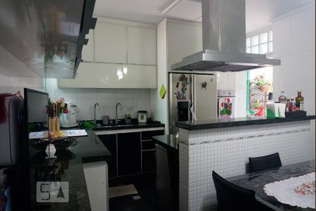 Casa à venda com 150m², 3 quartos e 2 vagasCozinha