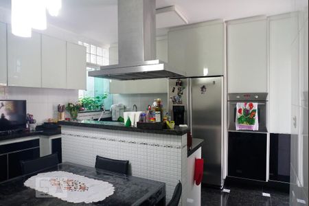 Casa à venda com 150m², 3 quartos e 2 vagasCozinha