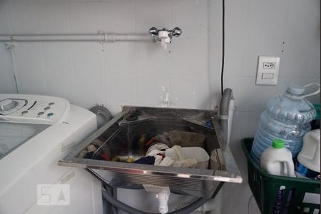 Casa à venda com 150m², 3 quartos e 2 vagasLavanderia