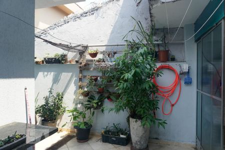 Casa à venda com 150m², 3 quartos e 2 vagasQuintal