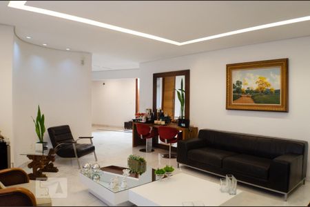 Sala 1 de casa à venda com 3 quartos, 500m² em São Bento, Belo Horizonte