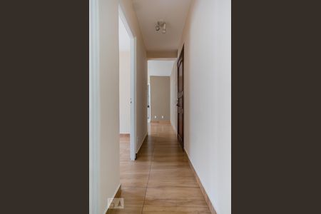 Apartamento à venda com 55m², 2 quartos e 1 vaga Apartamento à venda com 55m², 2 quartos e 1 vagaCorredor