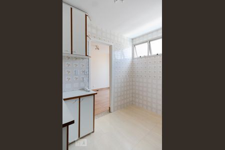 Apartamento à venda com 55m², 2 quartos e 1 vaga Apartamento à venda com 55m², 2 quartos e 1 vagaCozinha