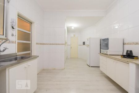 Apartamento para alugar com 200m², 4 quartos e sem vagaCozinha