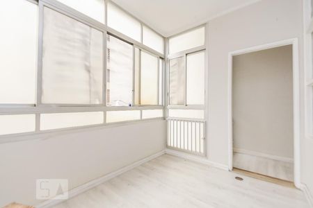 Varanda de apartamento para alugar com 4 quartos, 200m² em República, São Paulo