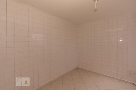 Casa para alugar com 115m², 3 quartos e 2 vagas Casa para alugar com 115m², 3 quartos e 2 vagasCozinha