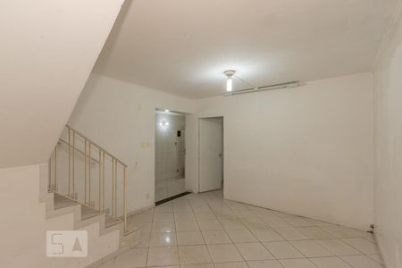 Sala de casa para alugar com 3 quartos, 115m² em Santo Amaro, São Paulo