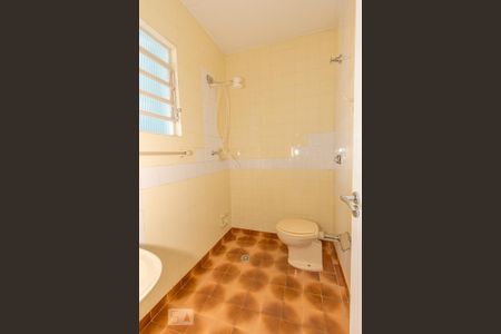 Casa para alugar com 115m², 3 quartos e 2 vagas Casa para alugar com 115m², 3 quartos e 2 vagasBanheiro 2