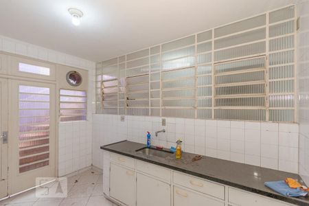 Casa para alugar com 115m², 3 quartos e 2 vagas Casa para alugar com 115m², 3 quartos e 2 vagasCozinha