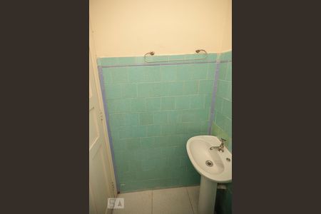 Casa à venda com 360m², 4 quartos e 8 vagasBanheiro 2