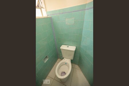 Casa à venda com 360m², 4 quartos e 8 vagasBanheiro 2