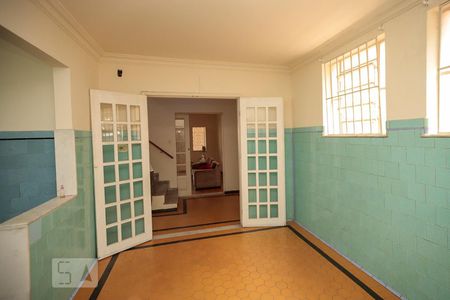 Casa à venda com 360m², 4 quartos e 8 vagasCopa - Cozinha