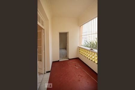 Casa à venda com 360m², 4 quartos e 8 vagasVaranda Quartos