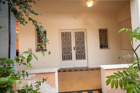 Casa à venda com 360m², 4 quartos e 8 vagasJardim 