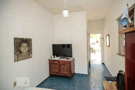 Casa à venda com 360m², 4 quartos e 8 vagasQuarto do quintal