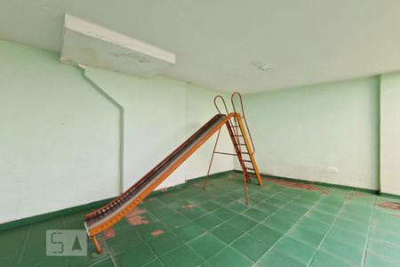 Apartamento para alugar com 52m², 1 quarto e 1 vaga Apartamento para alugar com 52m², 1 quarto e 1 vagaÁrea Comum - Playground