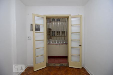 Apartamento para alugar com 91m², 3 quartos e sem vaga Apartamento para alugar com 91m², 3 quartos e sem vagaQuarto 2